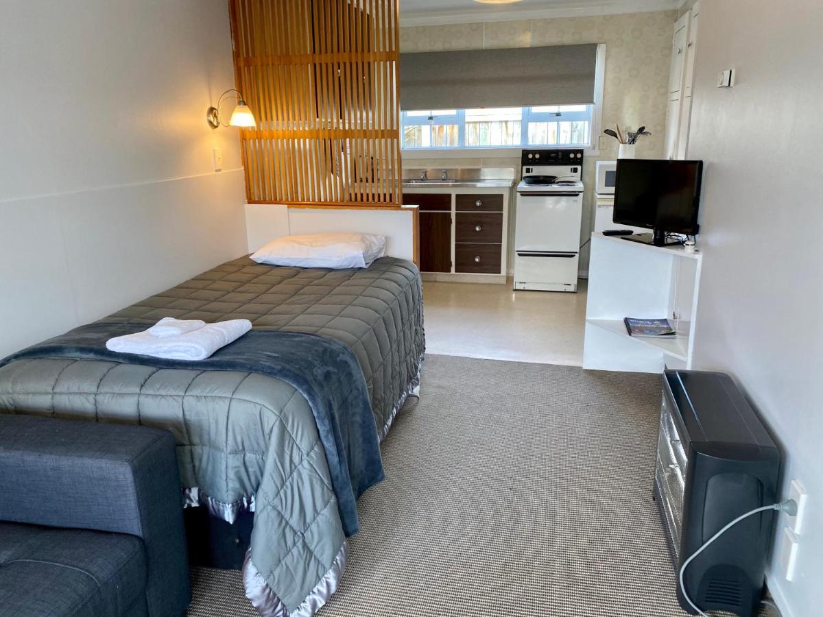 Beach Lodge Motels Dunedin Extérieur photo