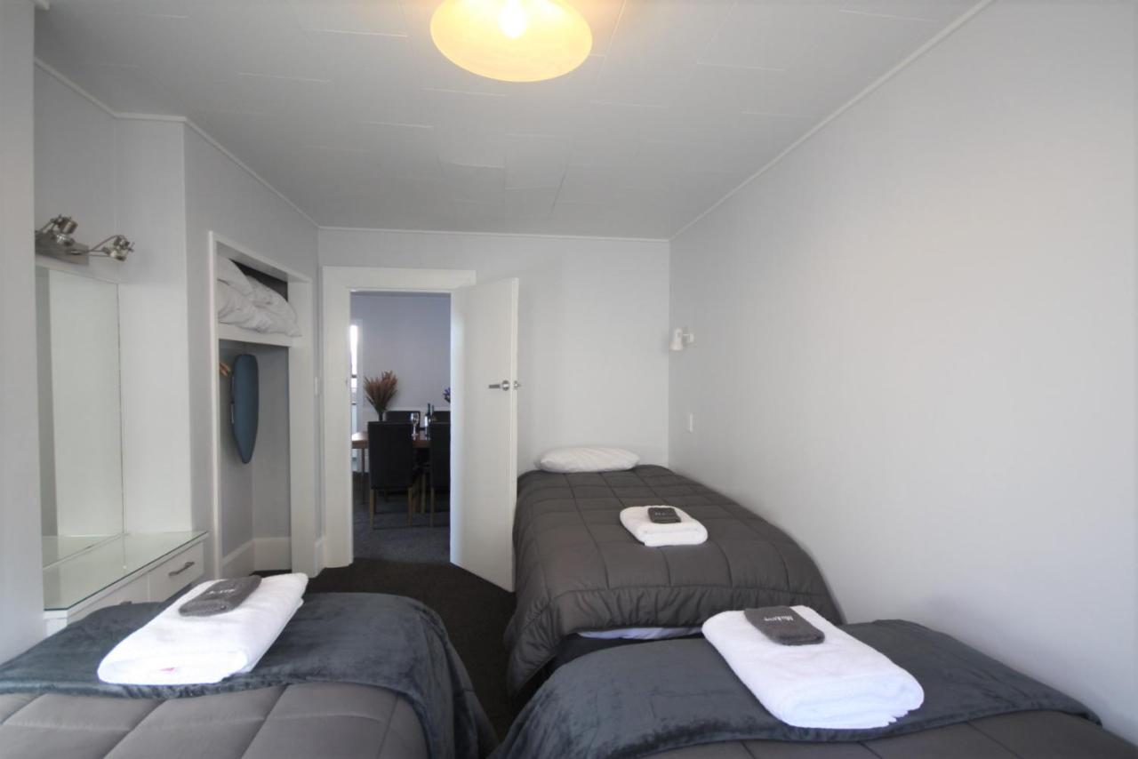 Beach Lodge Motels Dunedin Extérieur photo