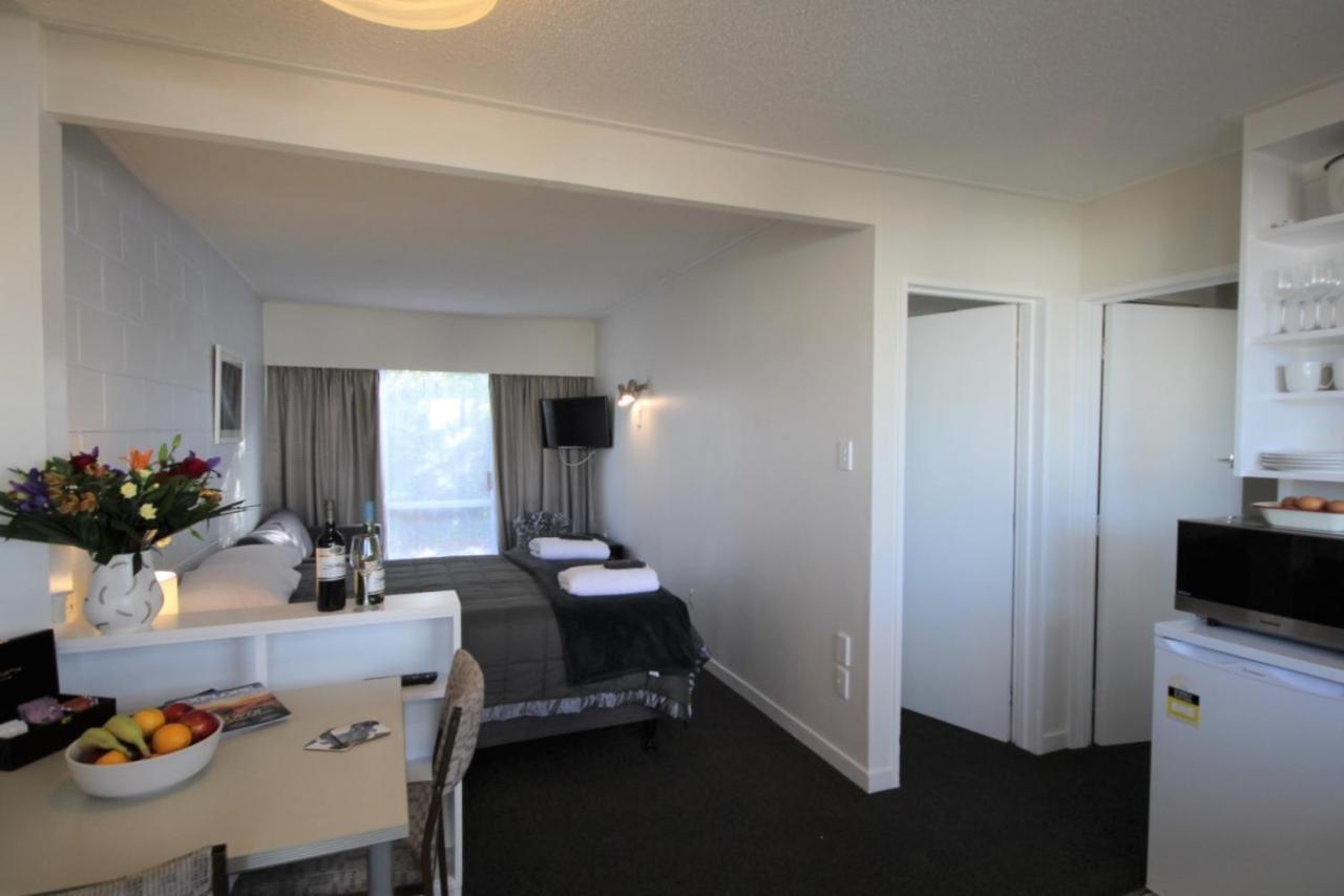 Beach Lodge Motels Dunedin Extérieur photo